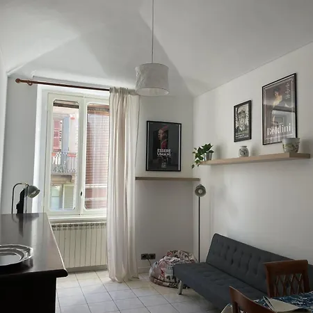 Apartment Sansa House Comfortable And Within Walking Distance Of The Center Turin