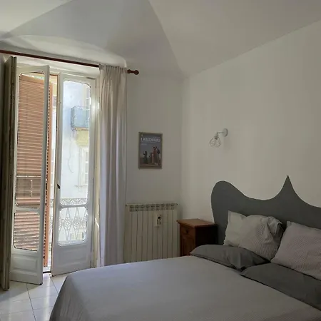 Sansa House Comfortable And Within Walking Distance Of The Center