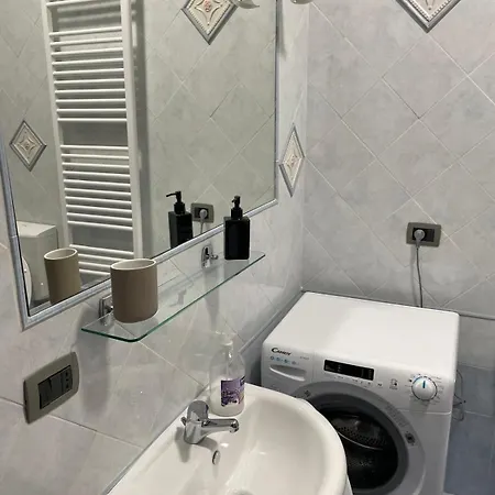Sansa House Comfortable And Within Walking Distance Of The Center